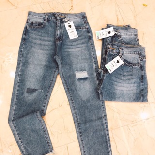 Quan jeans rách