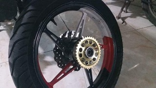 Nhông sên dĩa axelo 125 10li