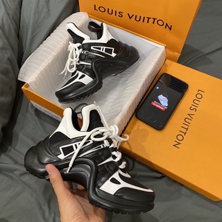 Giày L.V đen trắng lai au cao cấp ( full box + free ship )