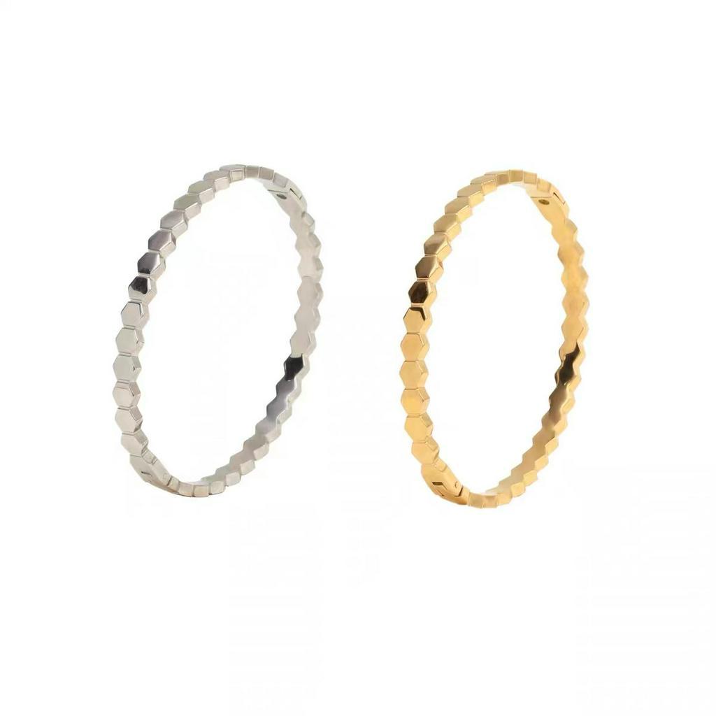 Vòng tay thép titan mạ vàng 18k kim cương khóa hình tổ ong đơn giản dễ phối đồ không dị ứng phong cách dành cho nữ