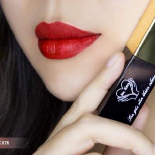 Son kem Mẹ Ken