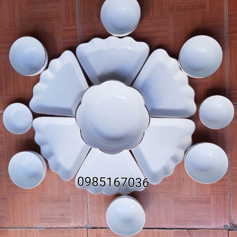 Bộ bát đĩa hoa mặt trời trắng khử,viền vẽ vàng kim.Hàng sứ Bát Tràng