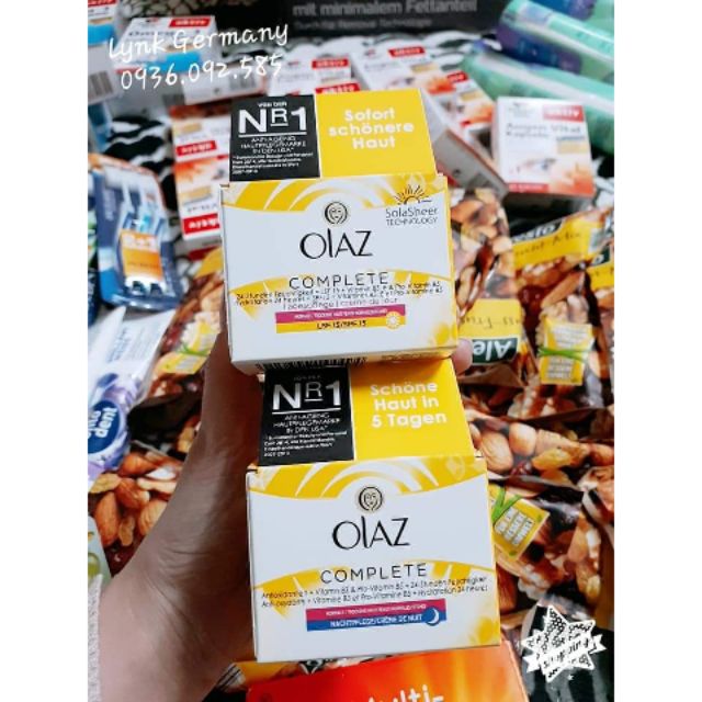 Cặp dưỡng da Olaz Complete ngày đêm