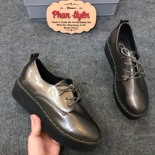 Giầy bánh mì buộc dây size 40 hàng quảng châu có sẵn