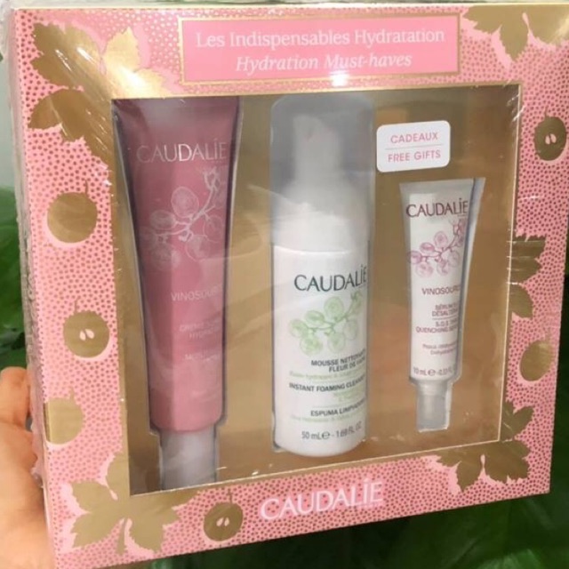 Set dưỡng ẩm da khô Caudalie