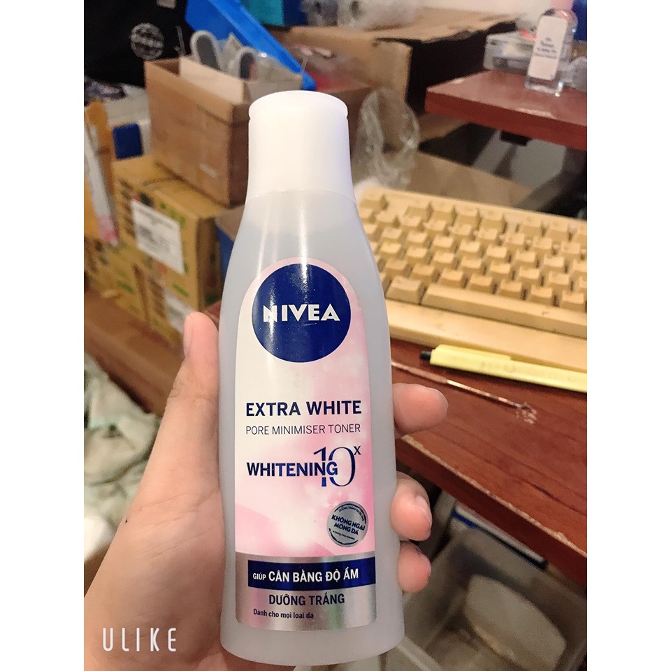 Nước hoa hồng nivea extra white pore minimiser toner 200ml