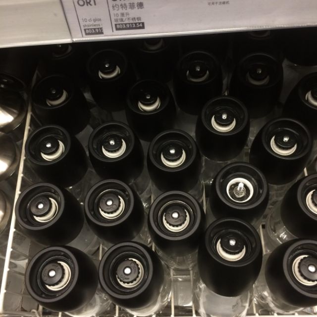 Lọ xay tiêu - IKEA ăn bữa nào xay bữa đó rất thơm và tiện lợi