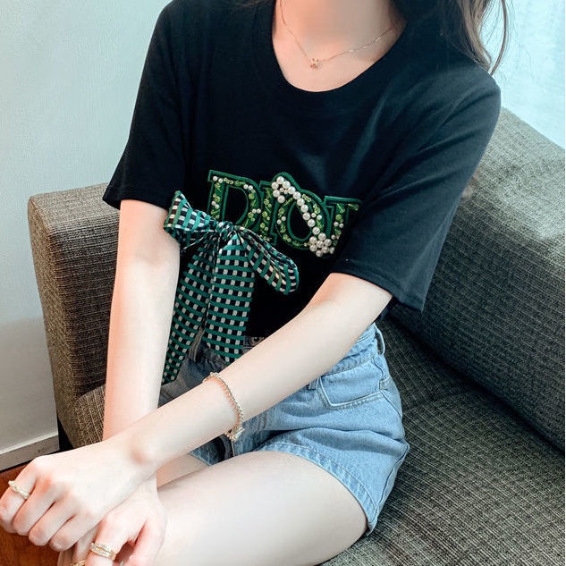 Áo thun nữ ngắn tay cổ tròn in chữ đính đá phong cách phương tây