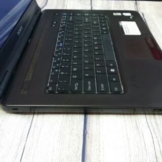 Sony vgn nr230e