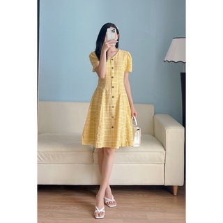 Váy kẻ cúc gỗ vintage