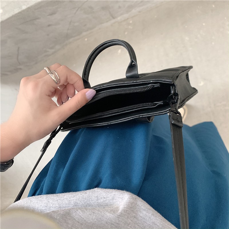 Túi đeo chéo hình vuông mini xinh xắn