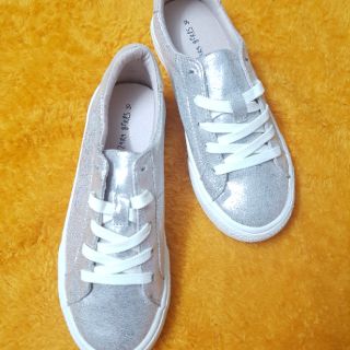 Giày nữ Za ra 👟👟 Metallic Sneakers