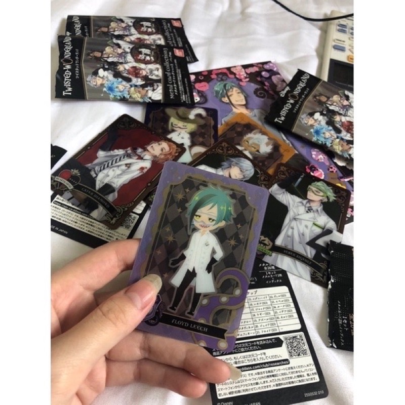 Thẻ nhân phẩm disney twisted wonderland