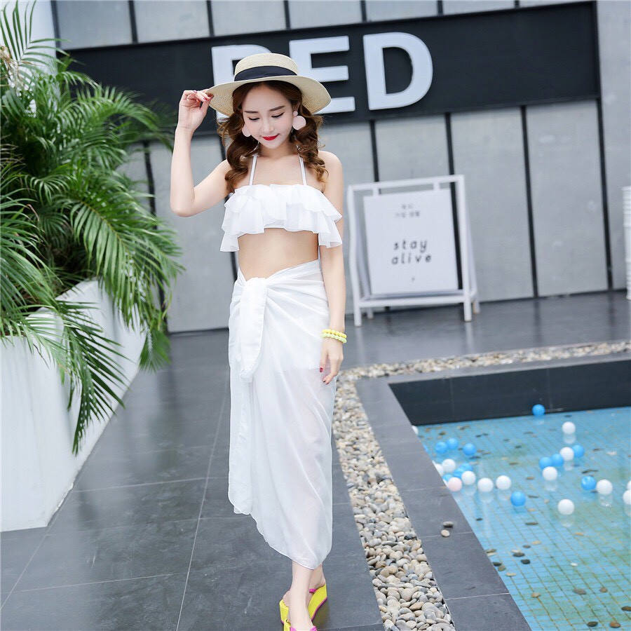 bikini rời kèm khăn 2 màu đen trắng