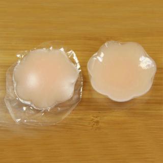 Miếng dán ngực silicone