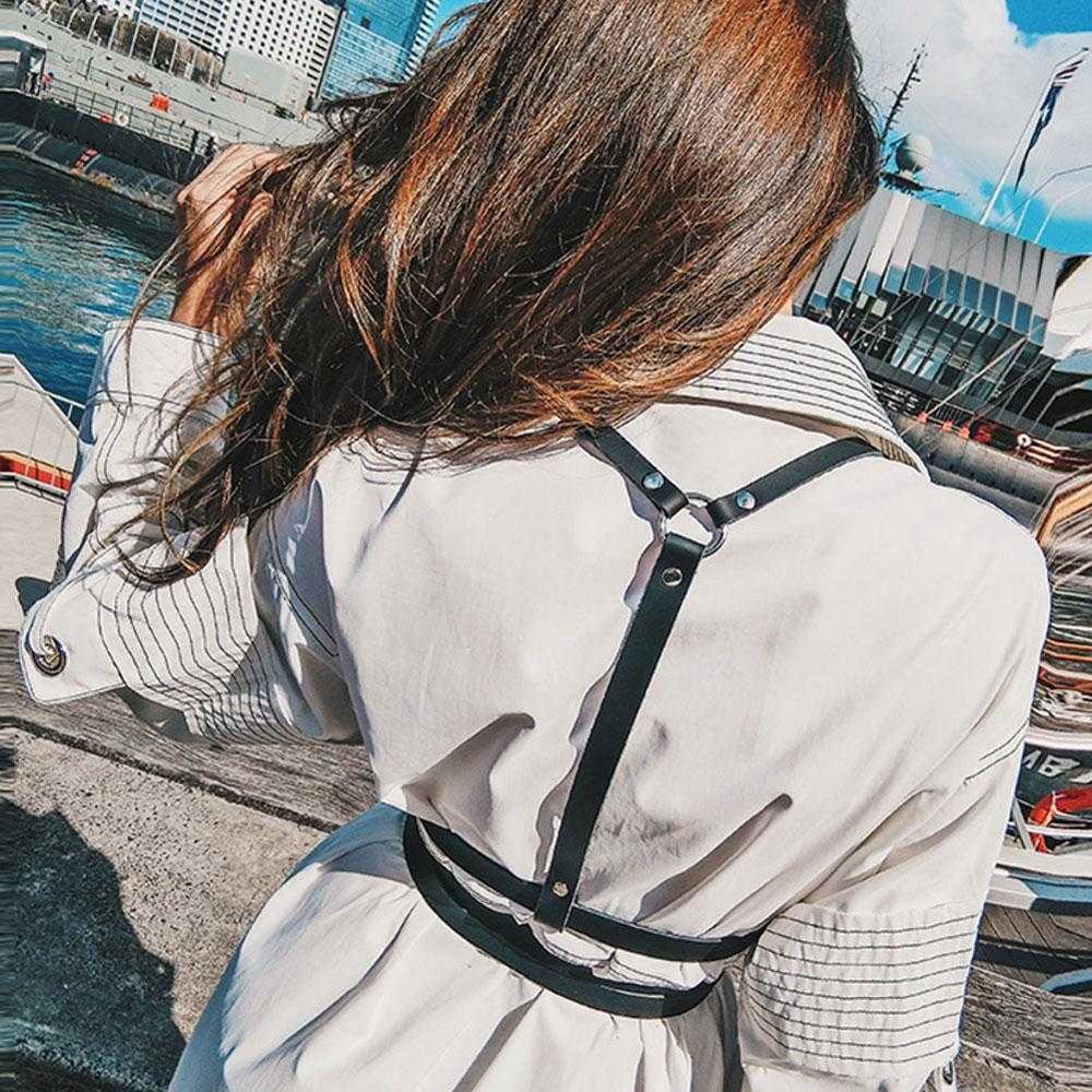 Dây nịt bít tất gợi cảm