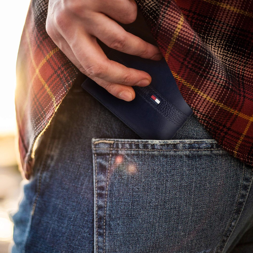 VÍ DA NAM TOMMY NHẬP MỸ CHÍNH HÃNG