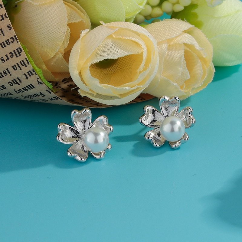 Bông Tai Hình Hoa Đính Ngọc Trai Thời Trang Âu Mỹ