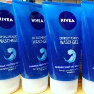 Sữa rửa mặt Nivea
