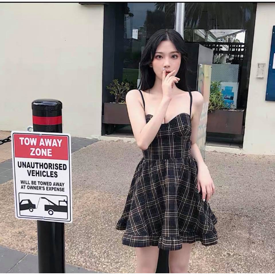 Đầm hai dây caro siêu xinh
