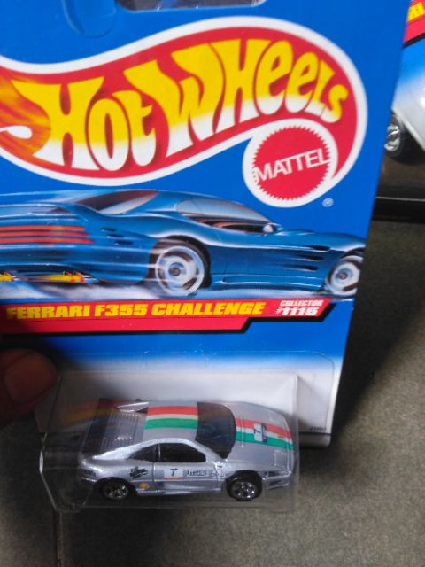 Xe Hotwheels Ferrari F355 Challenge number 7