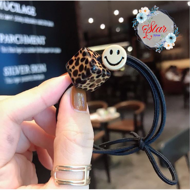 Dây buộc tóc hình mặt cười phối Ô vuông da báo C05