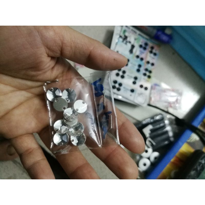 Đá tròn dẹp(đá cao cấp 10 viên)