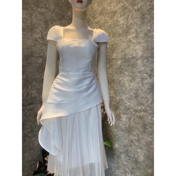 Váy tacffa cổ vuông tay cánh tiên phối chân váy xếp ly siêu xinh