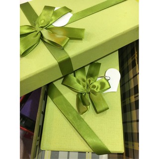 Hộp đựng quà hình chữ nhật cao cấp có kèm hạt xốp quà tặng sinh nhật valentine giáng sinh noel