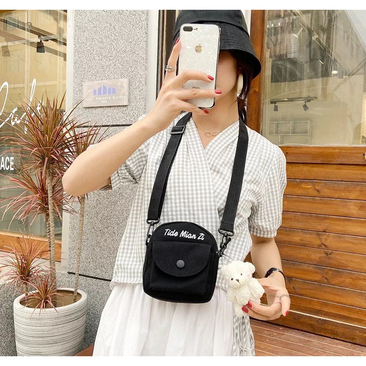 Túi vải đeo chéo kèm gấu ( sticker) thời trang giá rẻ BAG U GAU06