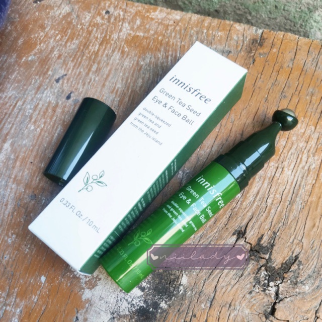 Lăn Dưỡng Mắt Innisfree Green Tea Seed Eye & Face Ball