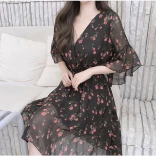 Váy voan hoa nhí đen trắng