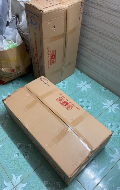 Dàn áo sỉius đỏ đen