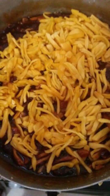 Me ngào khóm mít 500g