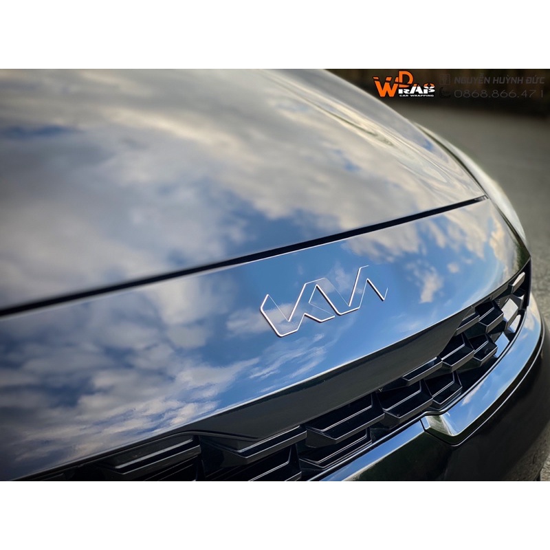 Decal dán đổi màu logo KIA mới( Số lượng 1 cái, 1 xe đặt 2 cái giúp shop)