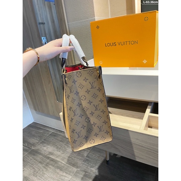 TÚI L__VI ONTHEGO 2 MẶT BẢN SPSL LÓT NHUNG ĐỎ LIKEAUT