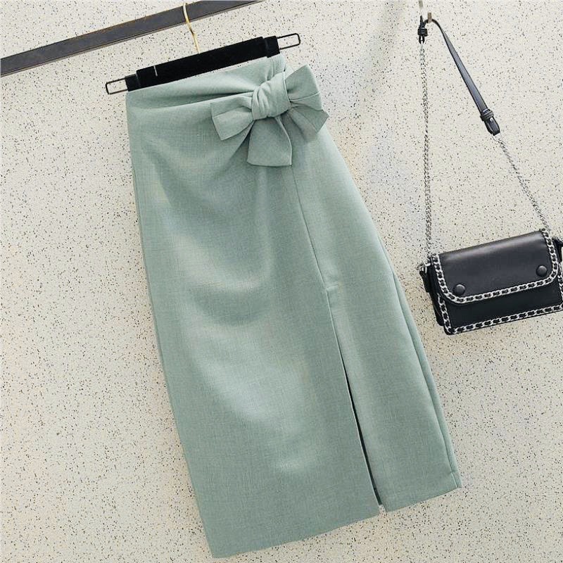 Váy nơ nhiều màu sắc trẻ trung, hiện đại