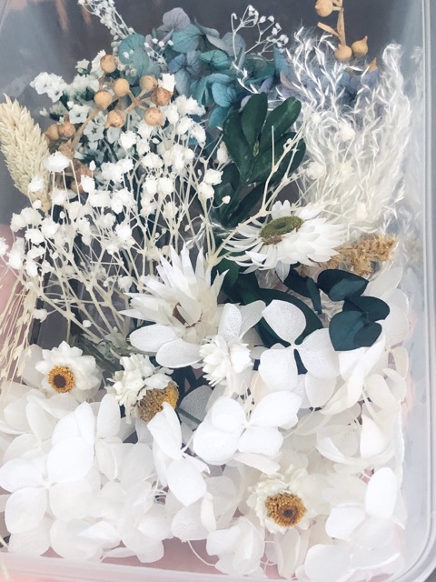 Châm cài tóc cô dâu