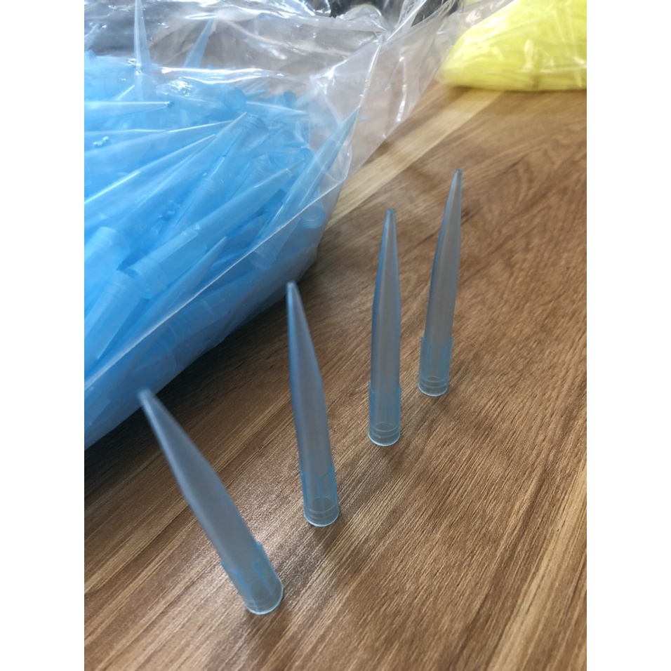 Đầu Côn Xanh 1000ul bằng nhựa PP