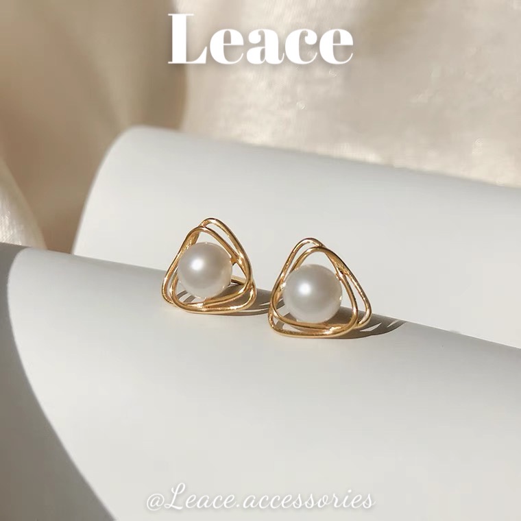 Bông tai khuyên tai tam giác rỗng đính ngọc ER015 Leace.accessories