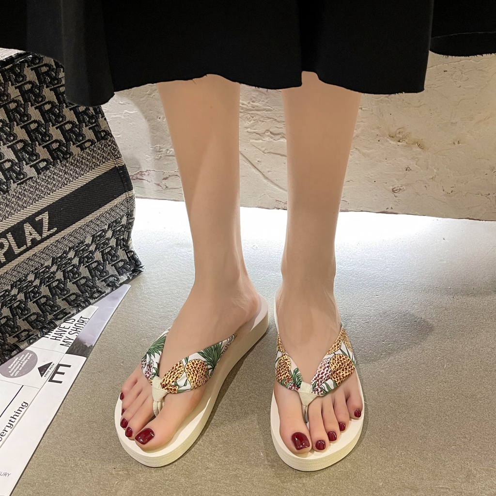 Dép Xỏ Ngón Đi Biển Thời Trang Mới 2023 Cho Nữ