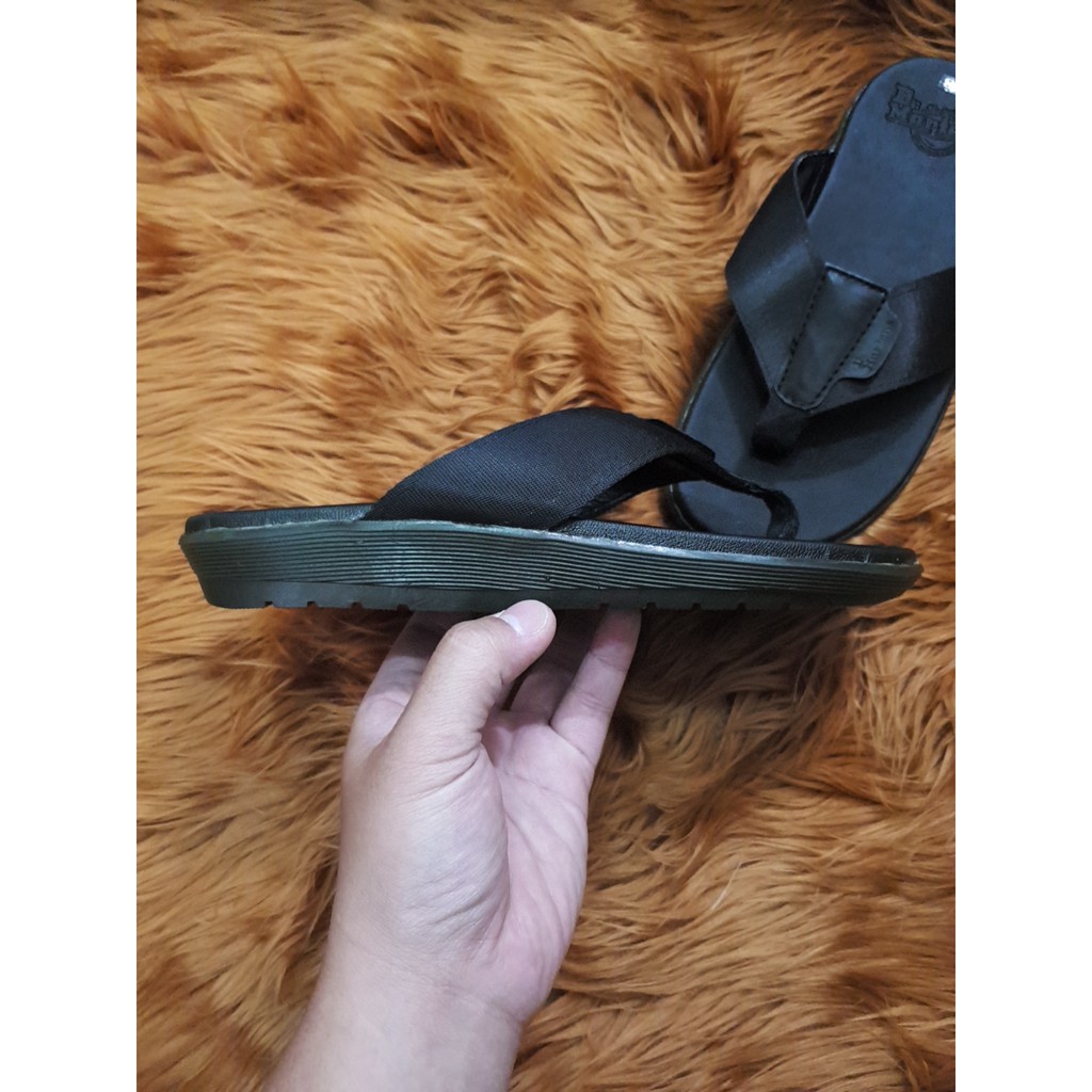 DÉP KẸP NAM MANA ĐEN DR QUAI DÙ PHẢN QUANG