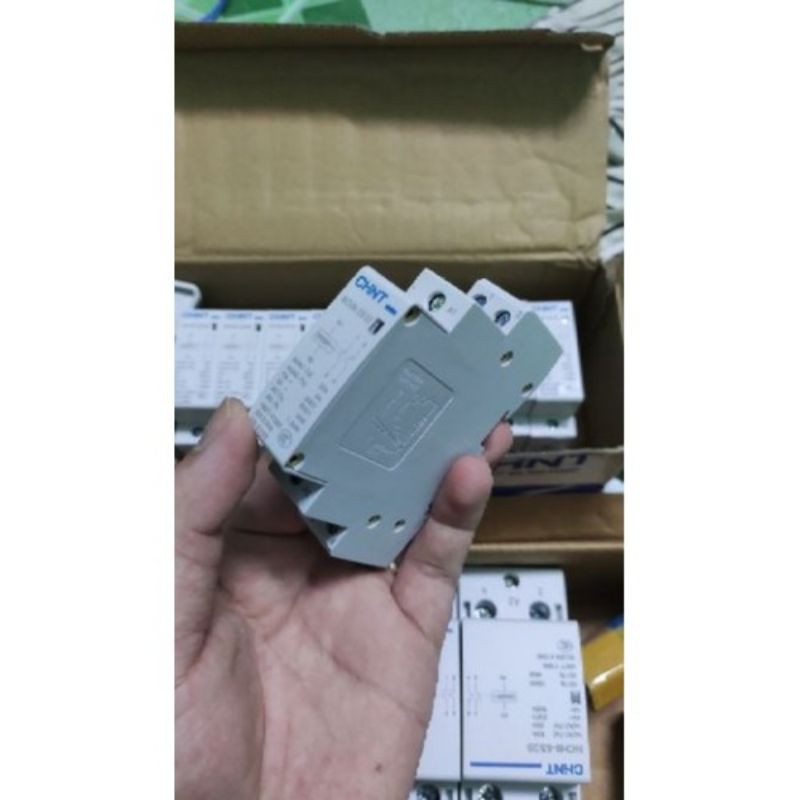 Khởi động từ 1 pha CHINT 25A