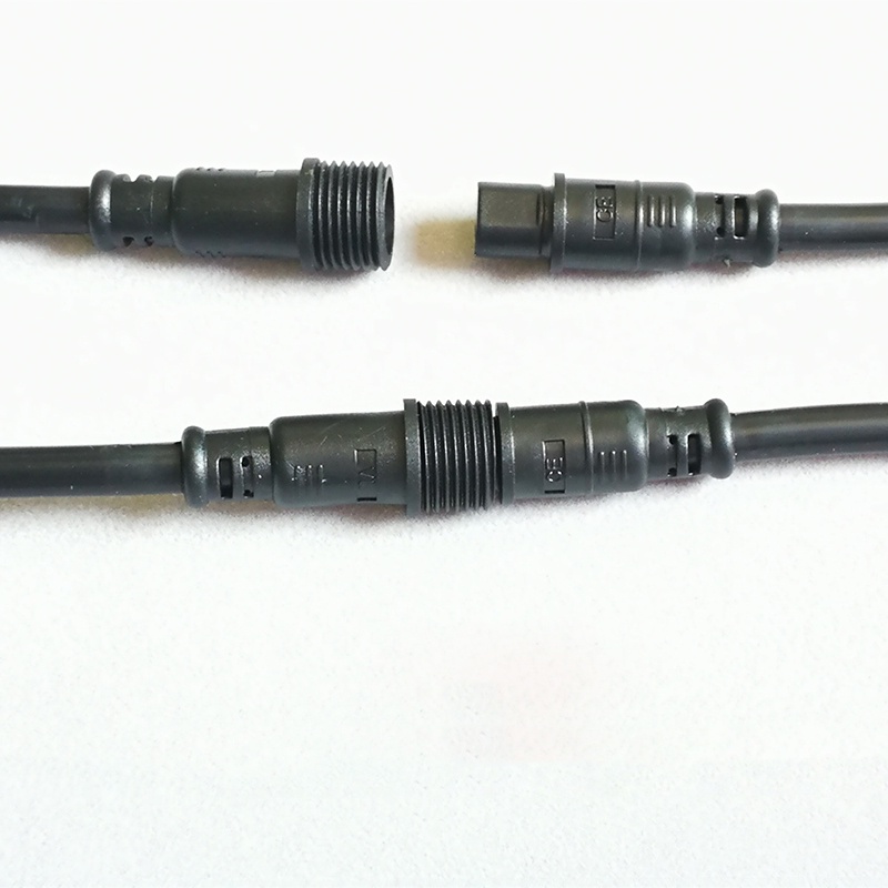 Phích Cắm Sạc Nhanh Chống Nước 2 / 3 / 4 / 5 / 8P pin Tiện Dụng