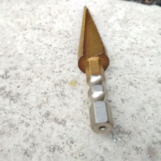 SV Mũi khoan tháp rãnh thẳng 3-13mm