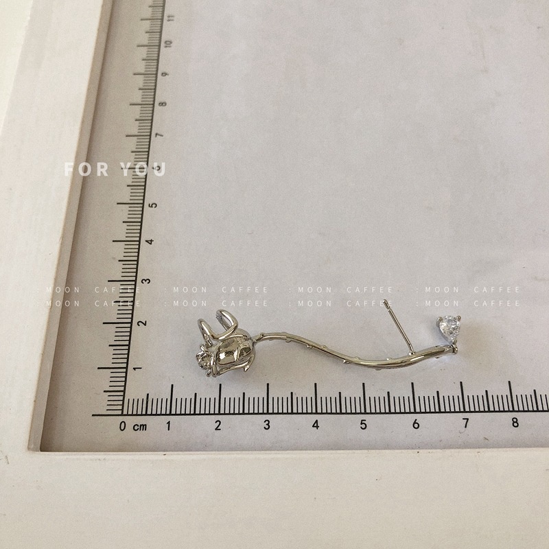 Bông Tai Dạng Kẹp Đính Đá zircon Hình Hoa Hồng Siêu Thần Tiên Cá Tính Đơn Giản