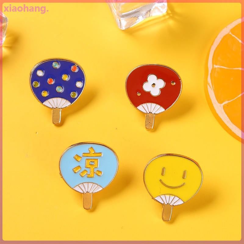 Ghim Cài Áo Hình Quạt In Hoa Mặt Cười Sáng Tạo