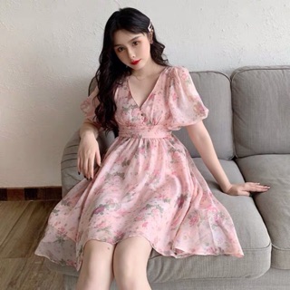 Đầm 2 dây chân bèo