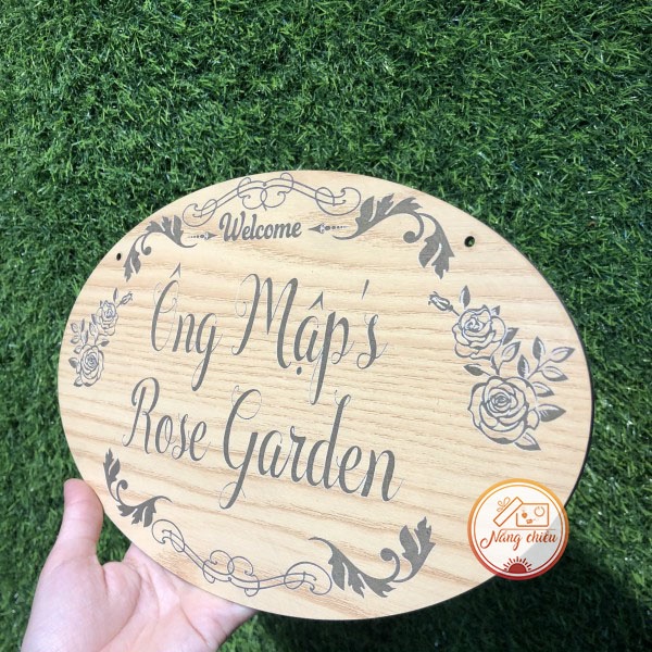 BIỂN GỖ TRANG TRÍ VƯỜN HOA HỒNG - Thiết kế thông tin theo yêu cầu - Giá siêu rẻ