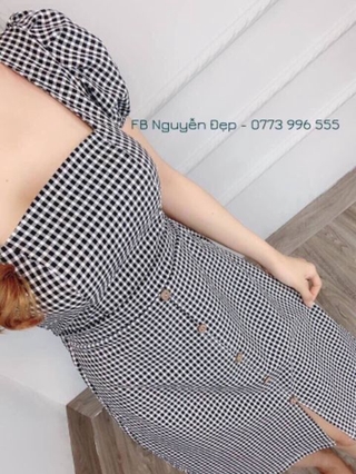Đầm kate ô vuông